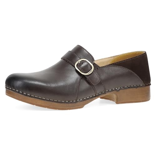 Dansko Damen Loafer Clog Margaret Closed-Back Slip-On mit klassischer Hardware, flaches Design und ganztägigen Komfort, Schokolade, 7.5-8 von Dansko
