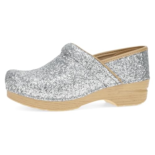 Dansko Professionelle Glitzer-Schlupf-Clogs für Damen – Rocker-Sohle und Fußgewölbeunterstützung für Komfort – glänzendes und stilvolles Glitzer-Obermaterial, silber, 5.5-6 von Dansko