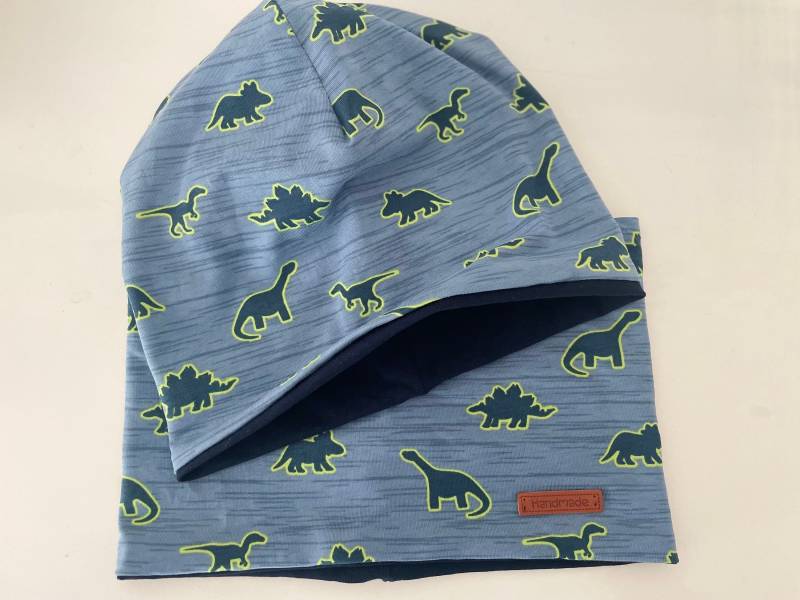 Beanie Mütze & Loop Dinosaurier Ab Ku53cm Handmade Beanie Mütze & Loop Dinosaurier Ab Ku53cm Handmade von DanysKreativShop