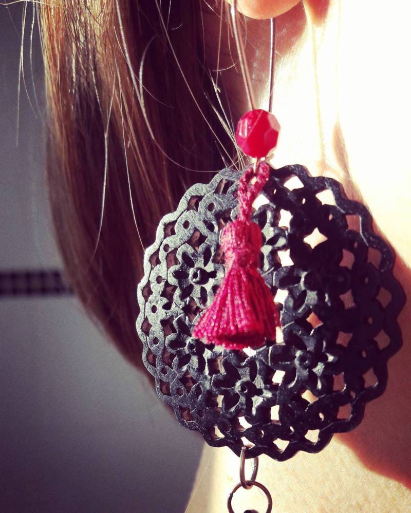 Flamenco-Ohrringe-Schwarz Und Pflaume von DanzAbanYco