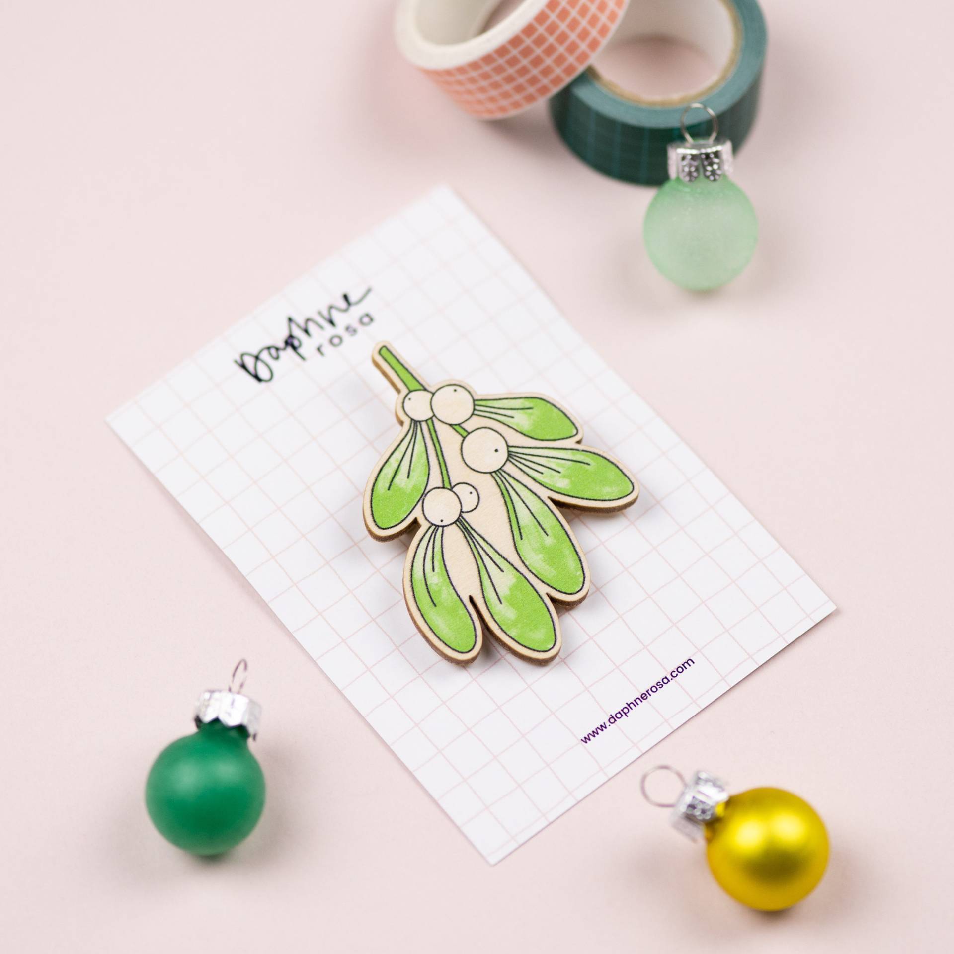 Weihnachts-Brosche Aus Holz, Mistelzweig Weihnachts-Brosche Aus Holz, Mistelzweig von DaphneRosa
