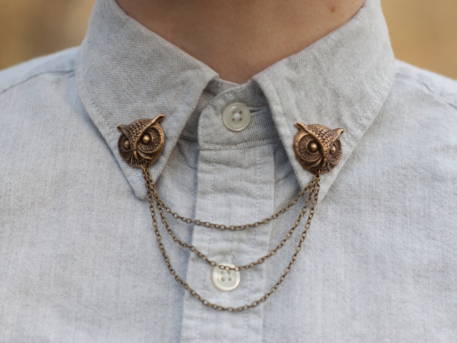 Bronze Eule Kopf Kragen Kette/Cardigan Clip Bronze Eule Kopf Kragen Kette/Cardigan Clip von DapperandSwag