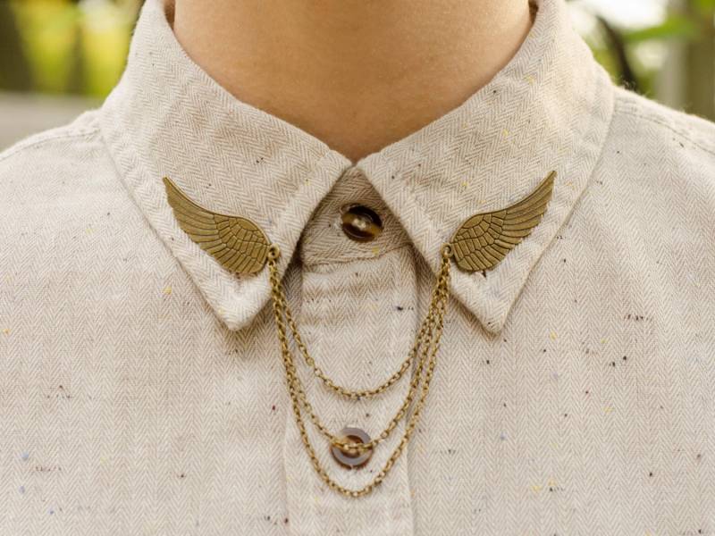 Bronze Vogel Flügel Kragen Kette/ Cardigan Clip Bronze Vogel Flügel Kragen Kette/ Cardigan Clip von DapperandSwag