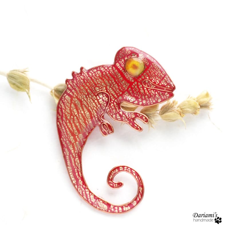 Tier Schmuck - Gold Und Rote Chamäleon Brosche von Dariami