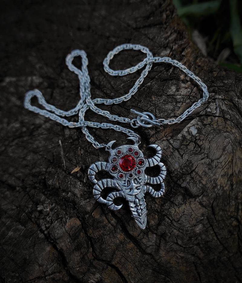 Karnesh Muur Talisman, Altes Alchemie Medaillon Des Dunklen Lords, Kraftverstärkung Transformatives Böses Geist Einfangendes Artefakt, Geschenk Karnesh Muur Talisman, Altes Alchemie Medaillon Des Dunklen Lords, Kraftverstärkung Transformatives Böses Geist Einfangendes Artefakt, Geschenk von DarkCastStudio