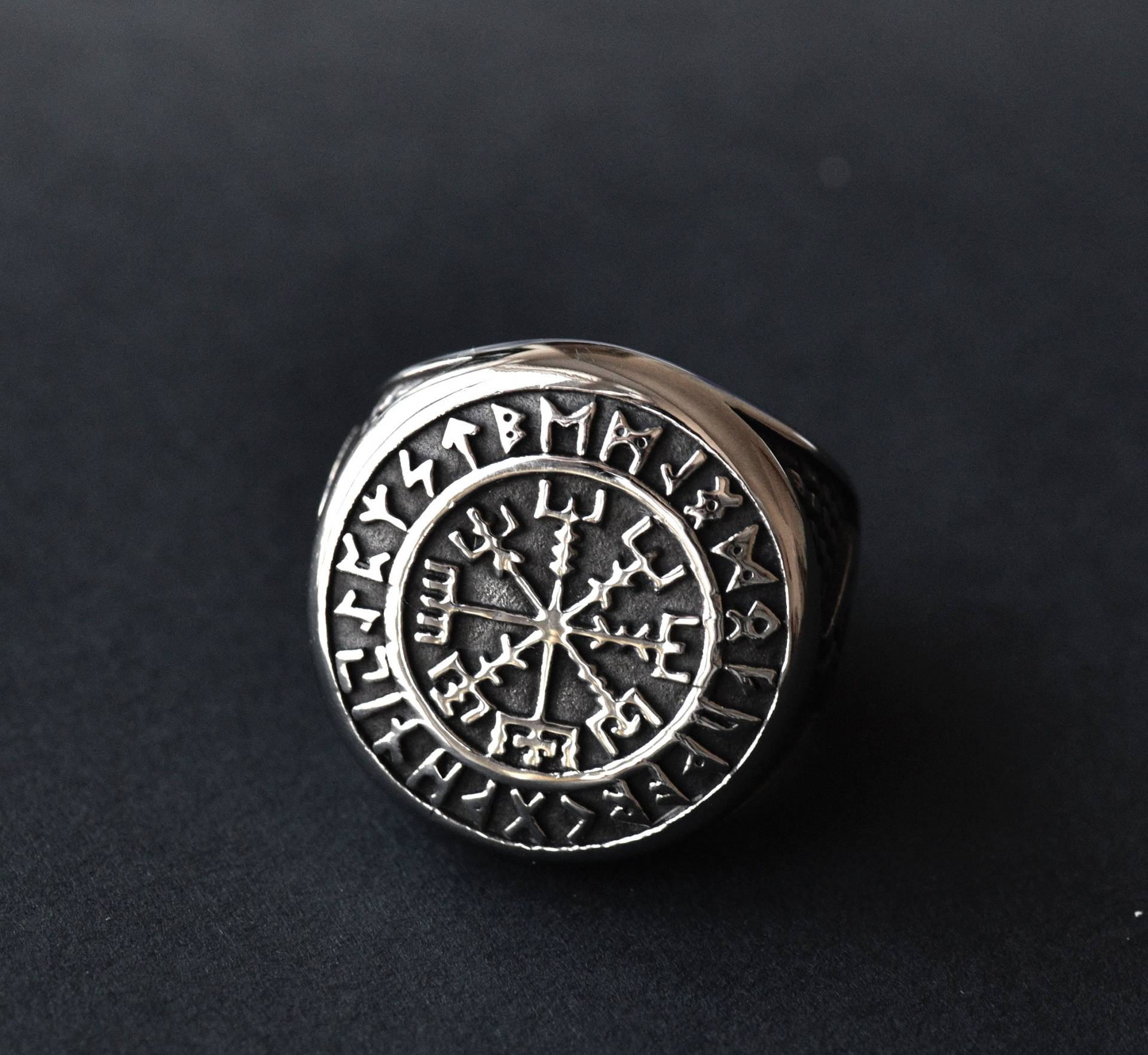 Edelstahl Wikinger Kompass Ring Statement Herrenring Punk Schmuck Geschenk By Dark Dream Edelstahl Wikinger Kompass Ring Statement Herrenring Punk Schmuck Geschenk By Dark Dream von DarkEdgeStudio