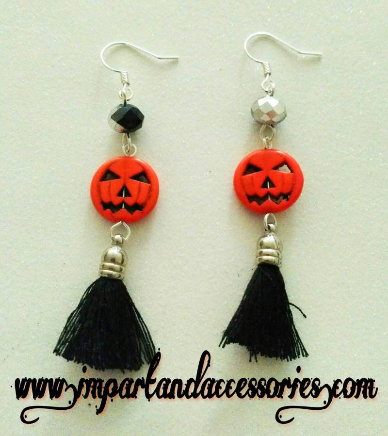 Kürbis Queen - Jack-O-Laterne Stein Perle, Schwarze Quaste, Silber Und Schwarz Duo Farbe Kristall Französisch Hakenohrringe Kürbis Queen - Jack-O-Laterne Stein Perle, Schwarze Quaste, Silber Und Schwarz Duo Farbe Kristall Französisch Hakenohrringe von DarkEmberDesigns