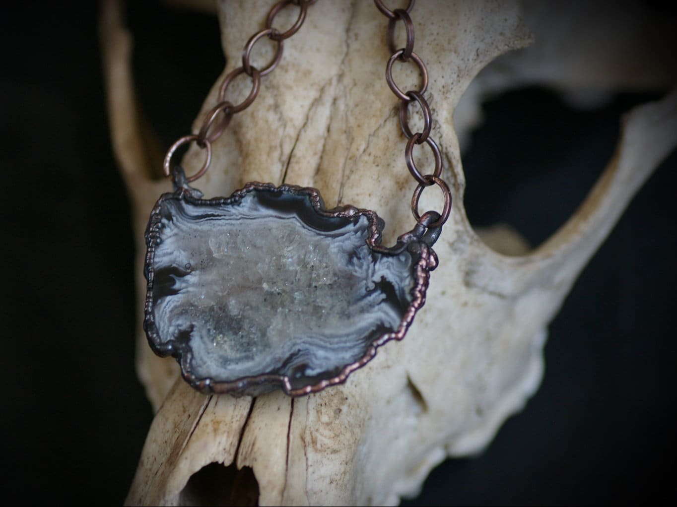 Elektrogeformter Achat Druzy Anhänger Verkupfertes Hexen Amulett Elektrogeformter Achat Druzy Anhänger Verkupfertes Hexen Amulett von DarkSideMagic