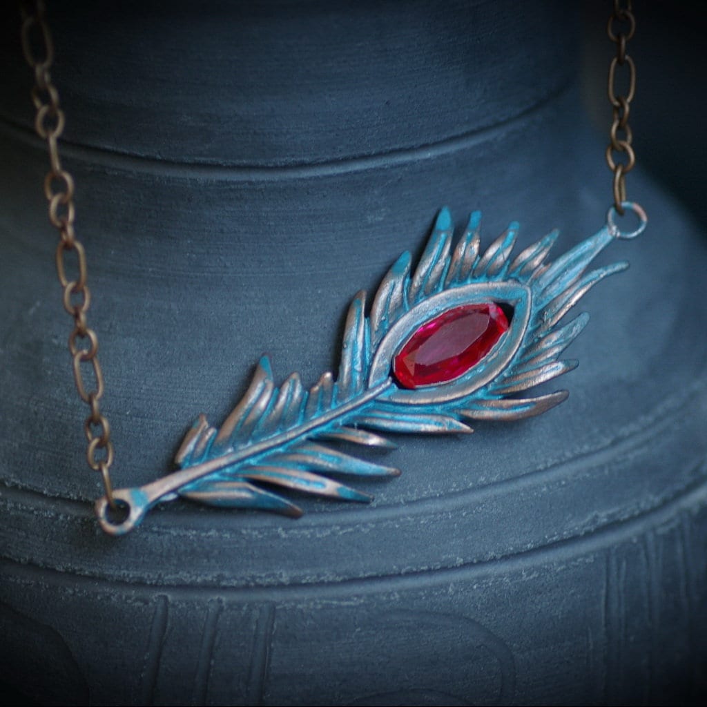 Elektrogeformter Kupfer Feder Anhänger Rubin Stein, Blaue Patina, Gothic Hexenschmuck Elektrogeformter Kupfer Feder Anhänger Rubin Stein, Blaue Patina, Gothic Hexenschmuck von DarkSideMagic