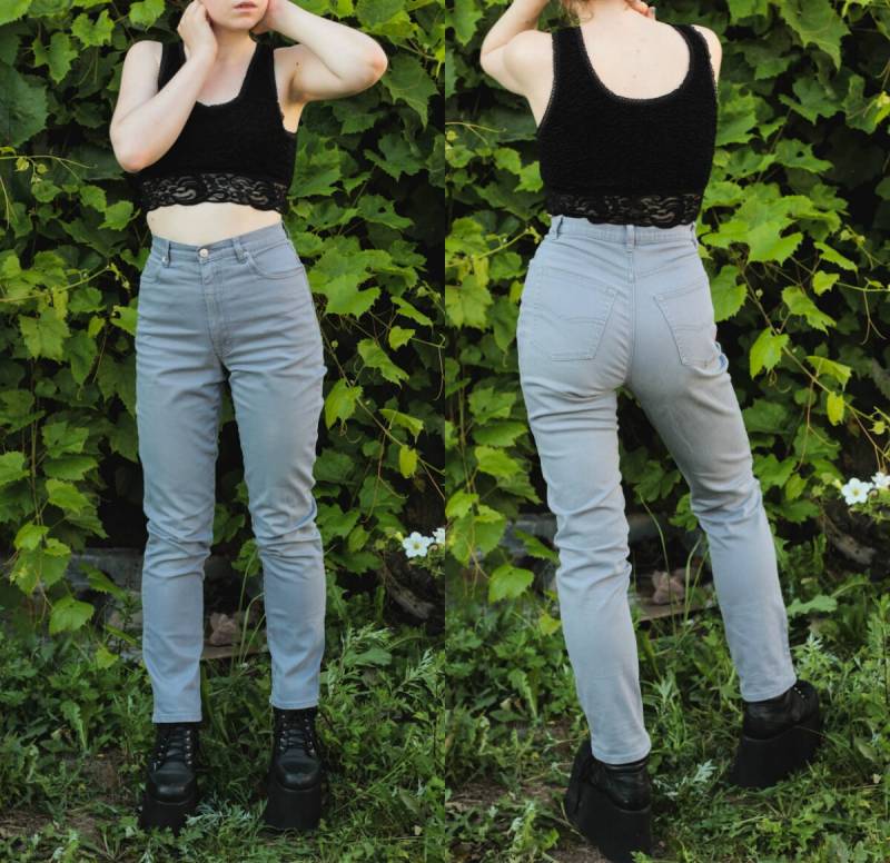 90S High Waist Jeans Vintage Mom Jeans - Eu 38 90S High Waist Jeans Vintage Mom Jeans - Eu 38 von DarkVintageNest