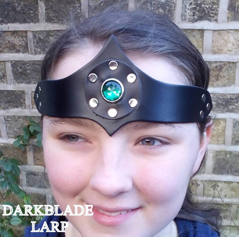 Schmuckstein Leder Haarreif Larp Cosplay Kostüm Haarreif Schmuckstein Leder Haarreif Larp Cosplay Kostüm Haarreif von DarkbladeLarp