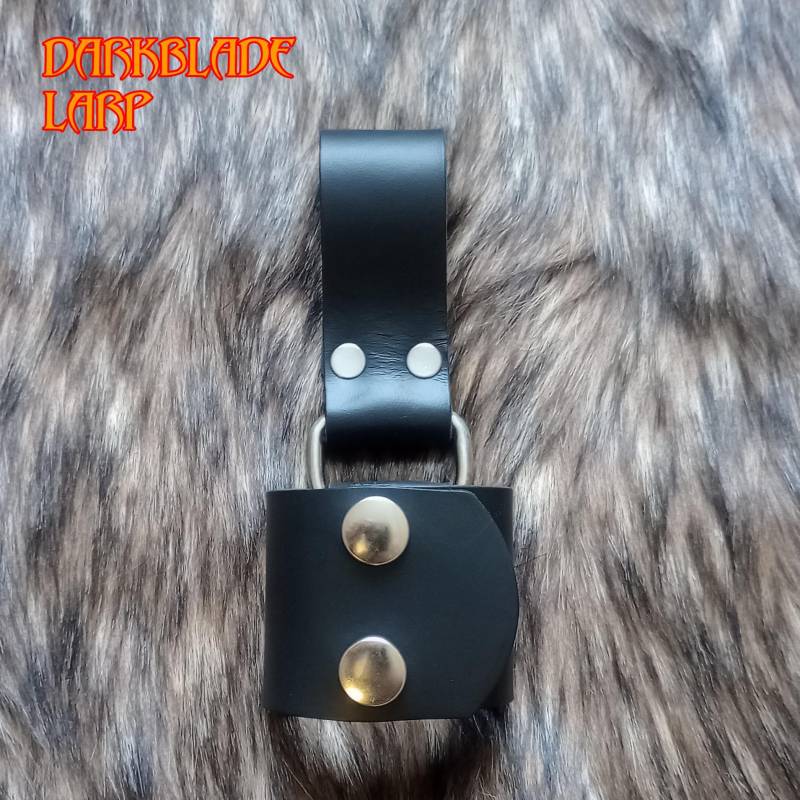 Larp-Waffenclip Für Axt, Streitkolben Oder Hammer Larp-Waffenclip Für Axt, Streitkolben Oder Hammer von DarkbladeLarp