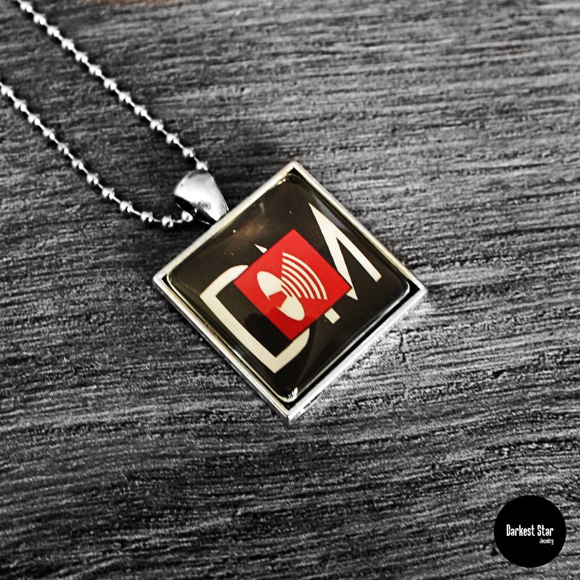 Depeche Mode Anhänger, Fan Schmuck, Musik Für Die Messen, Mftm Halskette von DarkestStarJewelry