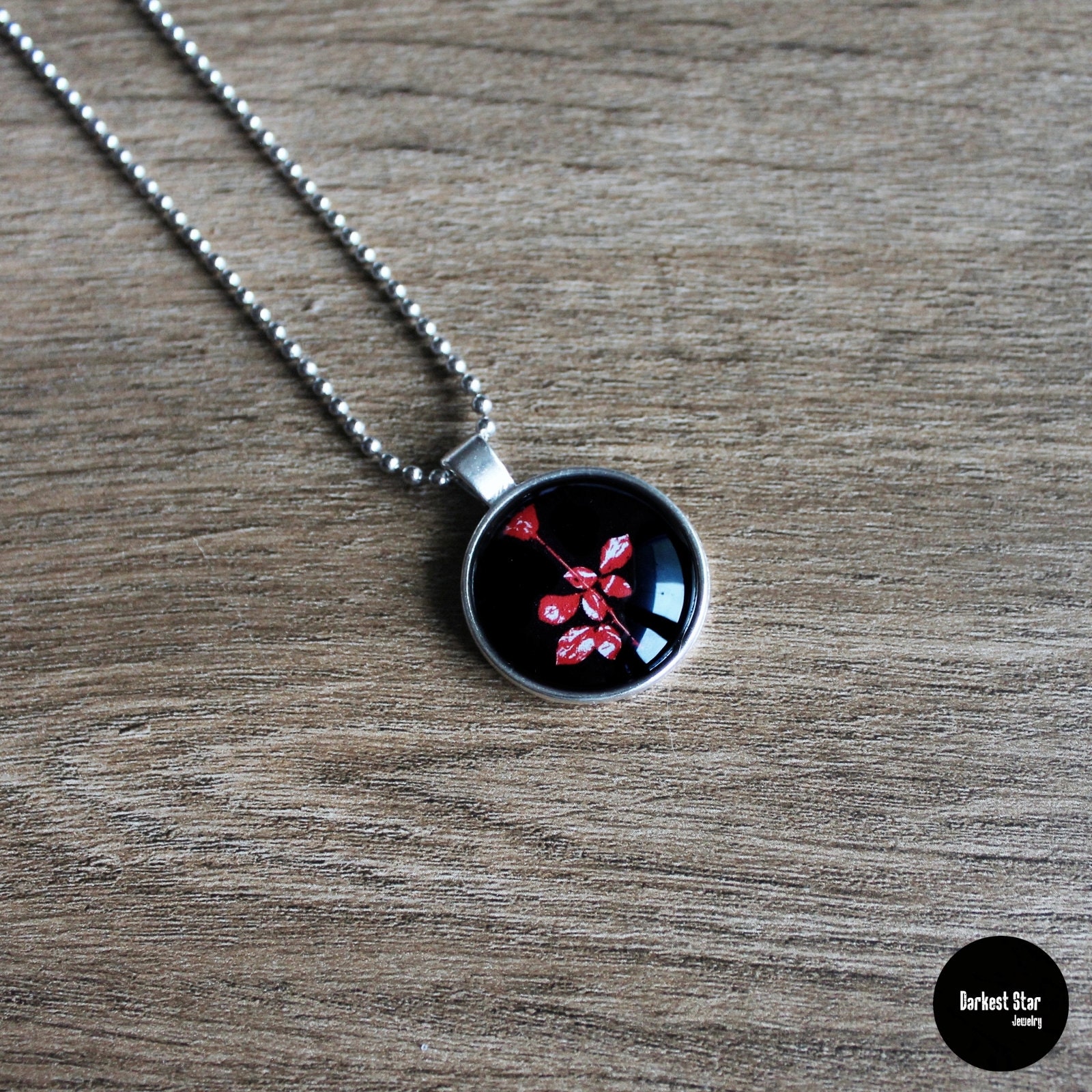 Depeche Mode Schmuck, Violator Anhänger, Rose Halskette von DarkestStarJewelry