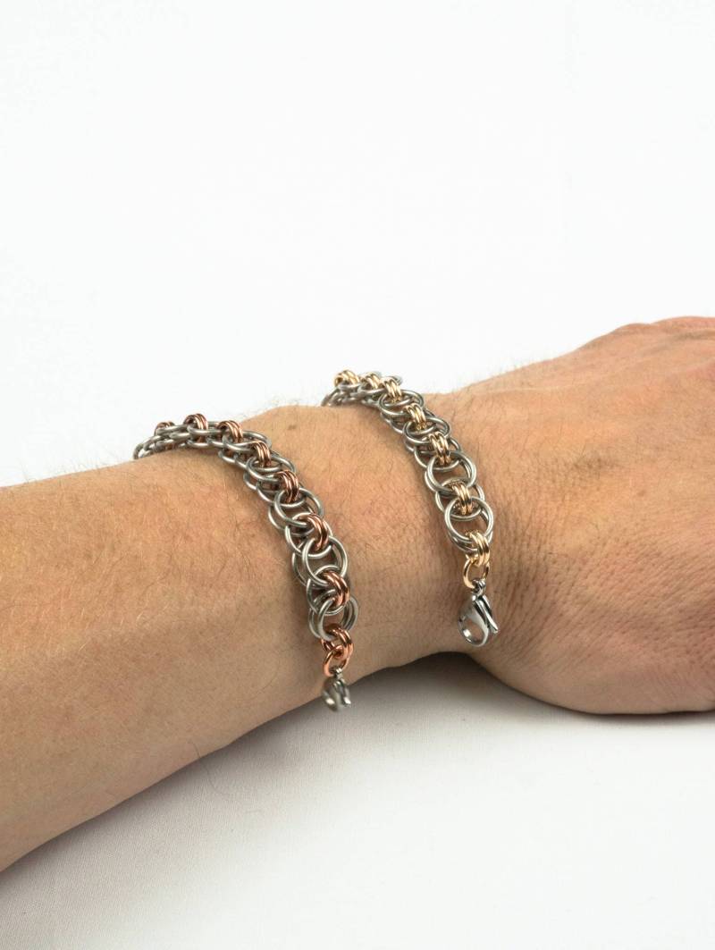 Helmchain Armband Aus Titan Und Kupfer Oder Bronze Helmchain Armband Aus Titan Und Kupfer Oder Bronze von Darknightchainmaille