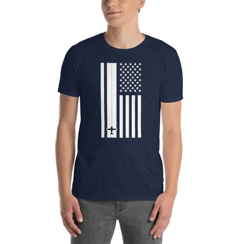 Pilot Geschenk T-Shirt | Unisex/Lustige Für Flugzeug-Piloten - "Usa" von DarksApparel