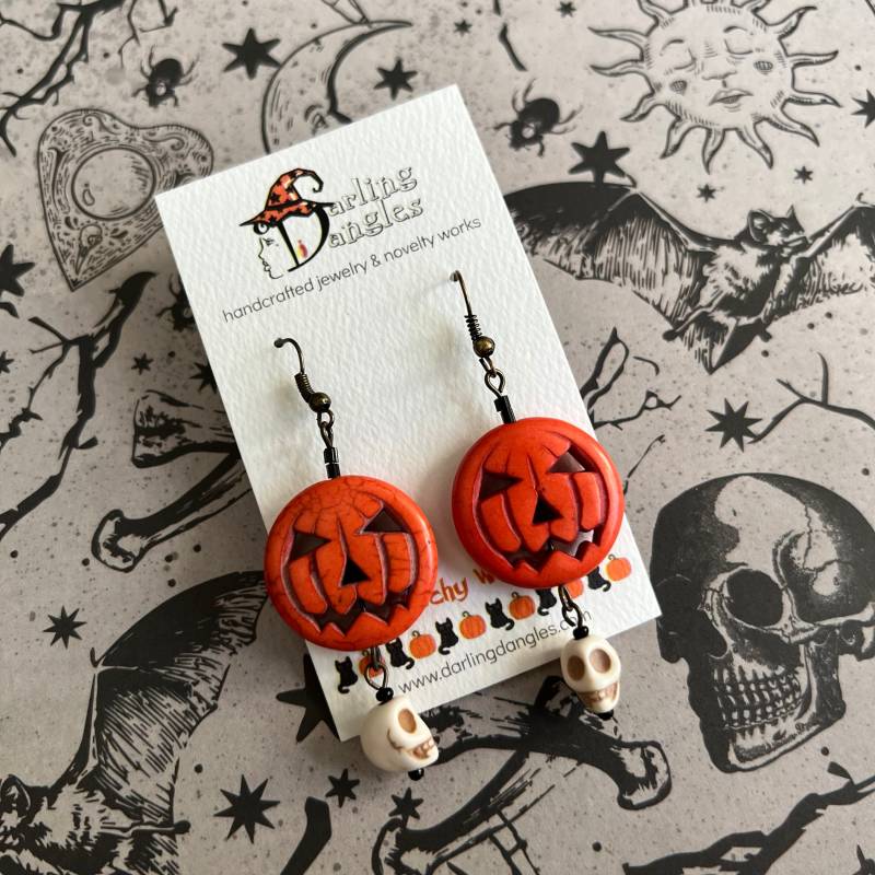 Kürbis & Totenkopf Ohrringe von DarlingDanglePinups