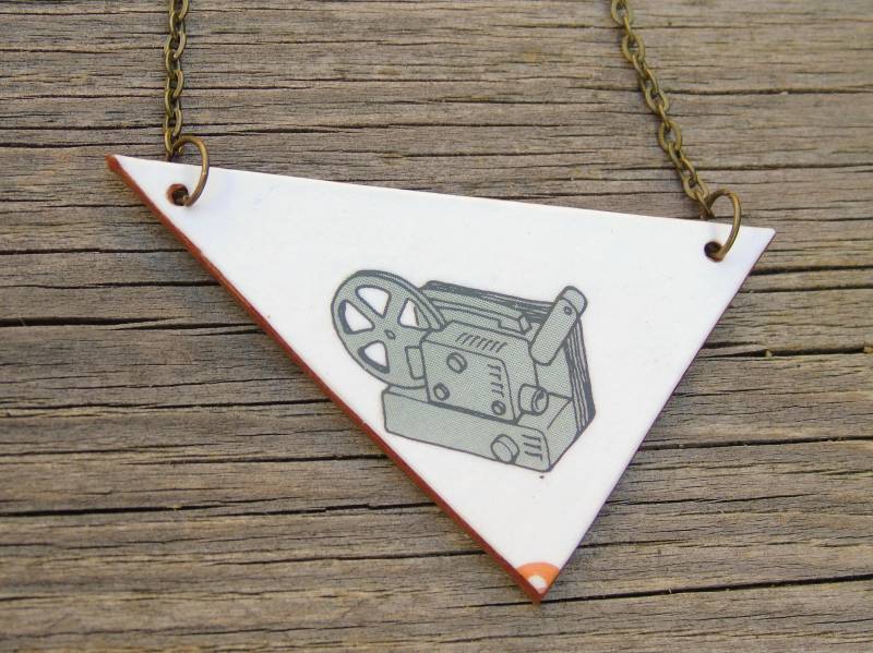 Physik-Halskette, Leder - Video-Kamera Physik-Halskette, Leder - Video-Kamera von DashingFinch