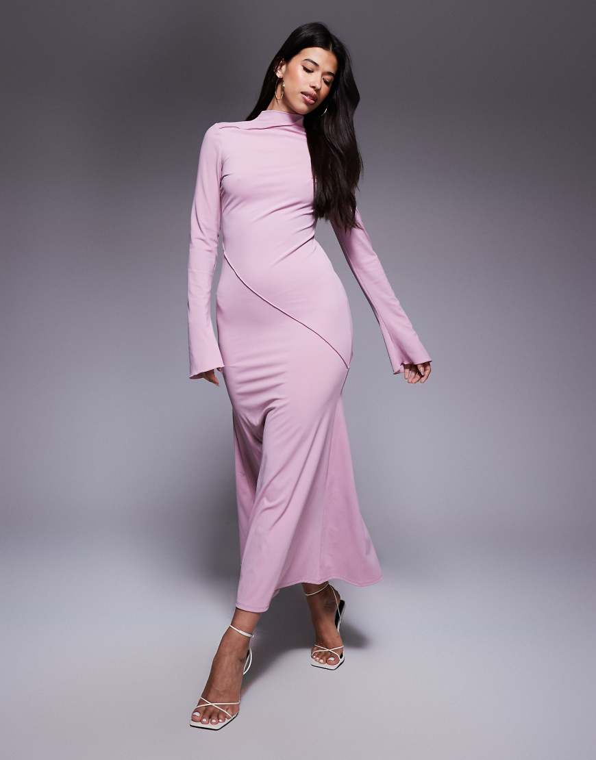 Daska - Maxikleid in Zartrosa mit asymmetrischer Ziernaht Daska - Maxikleid in Zartrosa mit asymmetrischer Ziernaht von Daska