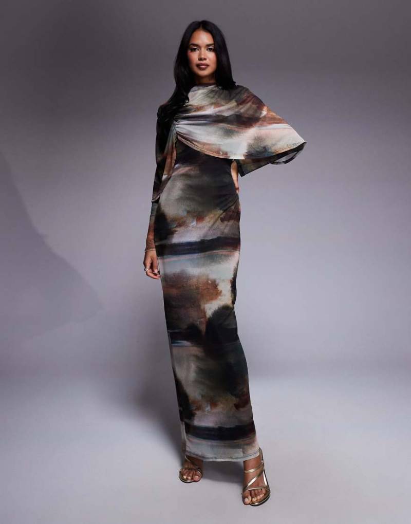 Daska - Maxikleid mit abstraktem Muster und Cape-Bunt von Daska