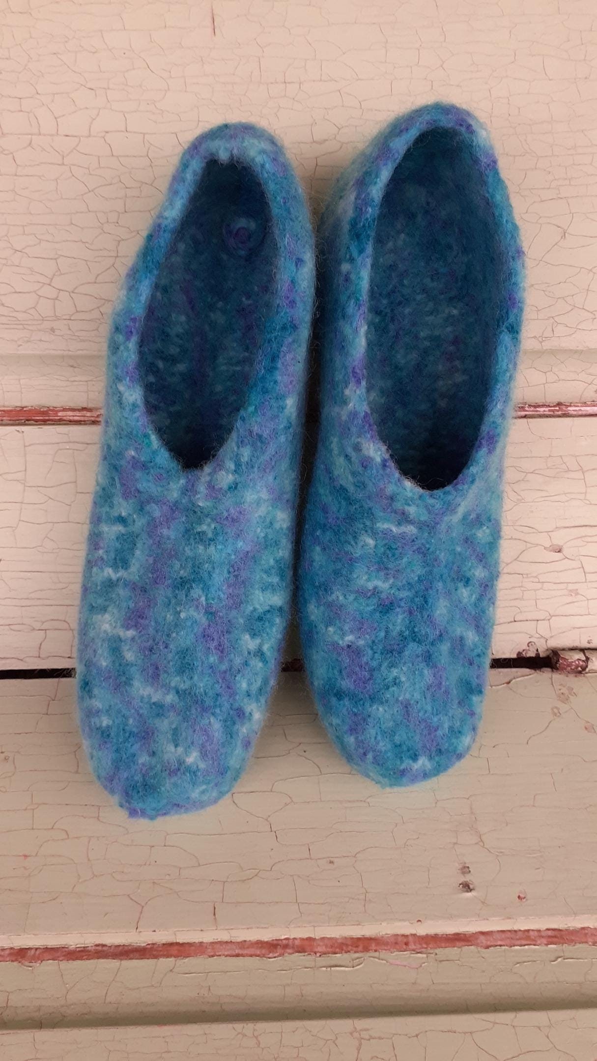 Kuschelige Filzhausschuhe in Tollen Meeresfarben Türkis-Blau.handgestrickt, Erhältlich Den Größen 20 Bis 48 von DaskunterbunteSchaf