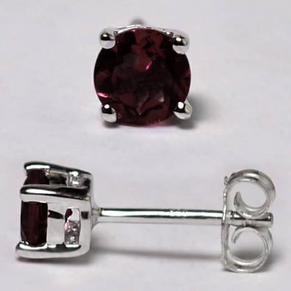 Natürliche Granat Ohrstecker Sterling Silber Frau, Januar Birthstone Edelstein Schmuck, Einfache Kleine Runde Braun Stein Natürliche Granat Ohrstecker Sterling Silber Frau, Januar Birthstone Edelstein Schmuck, Einfache Kleine Runde Braun Stein von DasmanJewelry