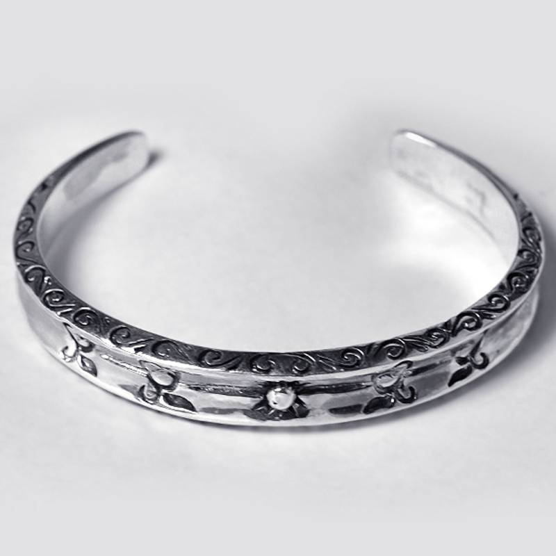 Vintage Offen Armreif, Frauen Oxidiert 925 Sterlingsilber Schmuck, Individuelle Handarbeit Armband, Mutter-Mutter-Frau-Geschenk Für Sie von DasmanJewelry