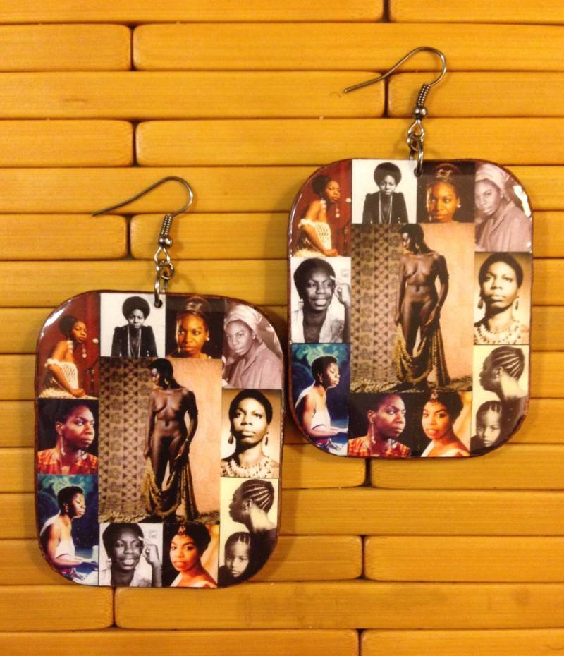 Die Göttin Nina Simone Collage Ohrringe von DaughterOfTheFates