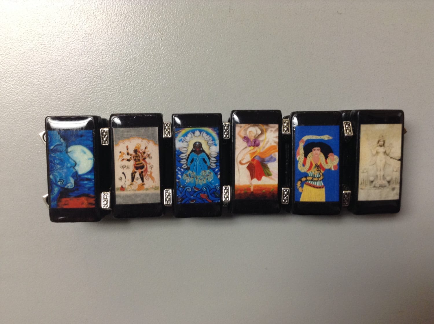 Göttinnen Armbänder - Aus Allen Kulturen, Um Die Kraft Der Weiblichen Energien Zu Erwecken von DaughterOfTheFates