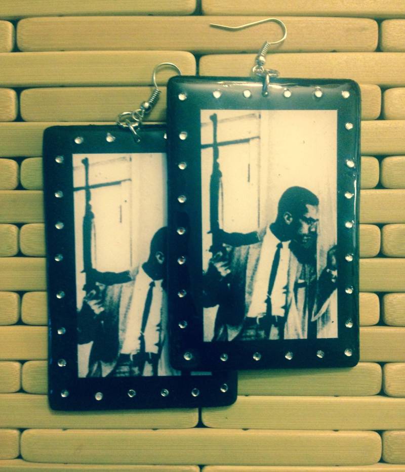Malcolm X Am Fenster | Mit Steinen von DaughterOfTheFates