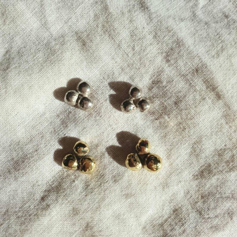 Handgefertigte Messing Oder Recycled Sterling Silber Tribead Ohrstecker von DaughterofHelios