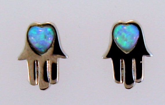 Chamsa | Hand Und Herzförmige Opal Ohrstecker Eingefasst in Sterling Silber Chamsa | Hand Und Herzförmige Opal Ohrstecker Eingefasst in Sterling Silber von DavidMorGems