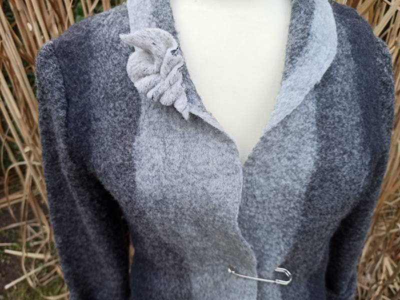 Filz Jacke, Blazer Woll-Jacke, Merino-Jacke - Einzelstück, Winter Unikat Warme Handgefilzte Damen Jacke Aus 100% Merinowolle von DavidovStoffDesign