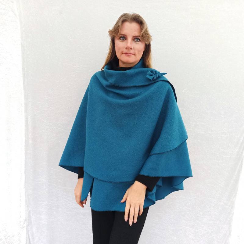 Woll-Cape/Poncho Umhang Damen Winter Cape 100% Kochwolle in Petrol-Türkis, Hellblau, Kamel, Rot, Schwarz, Blau Grau - Handgemacht von DavidovStoffDesign