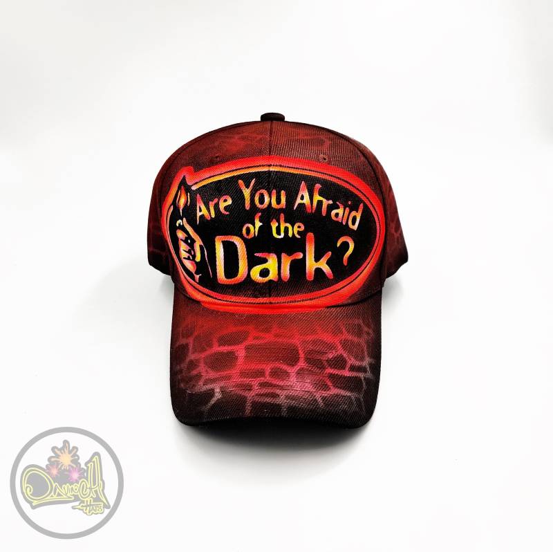 Hast Du Angst Vor Der Dunklen Mütze - Exklusive Aus Unserer Retro Movie Kollektion von Davinchiartstore