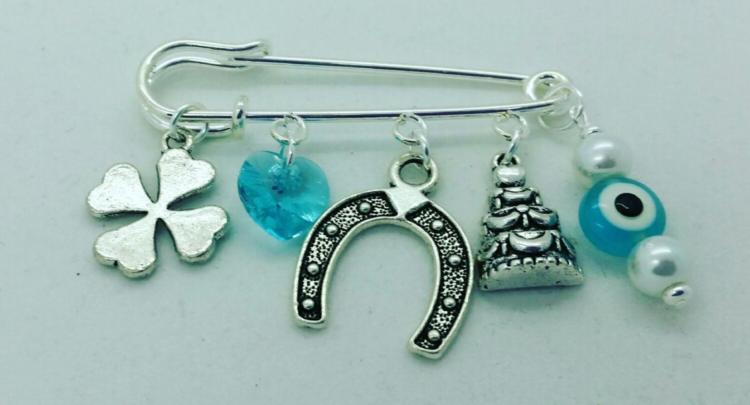 Hochzeit Pin, Braut Brosche, Böses Auge Hochzeitstorte Liebe Hufeisen Herz Pin von DawnbJewelry