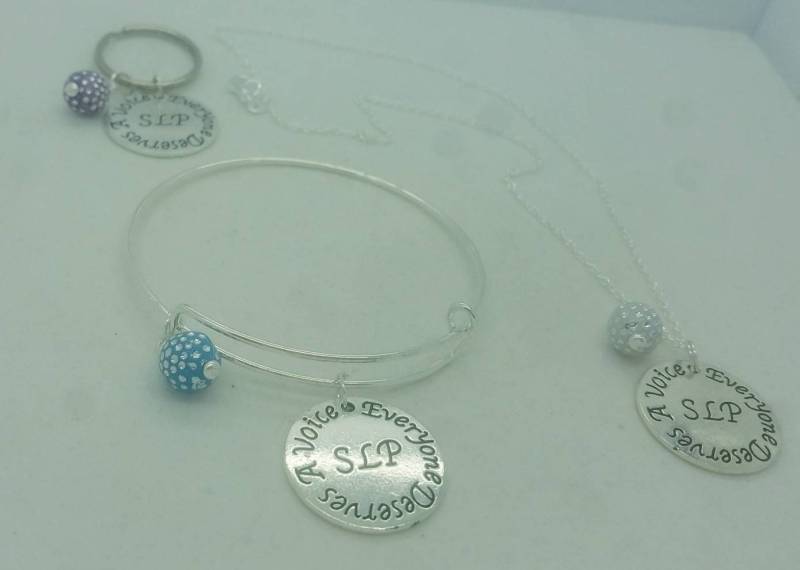 Slp Geschenk, Armband Armband, Schlüsselanhänger Schlüsselanhänger, Halskette, Logopäde Jeder Verdient Ein Mit Stimme Charm, Danke Geschenk von DawnbJewelry