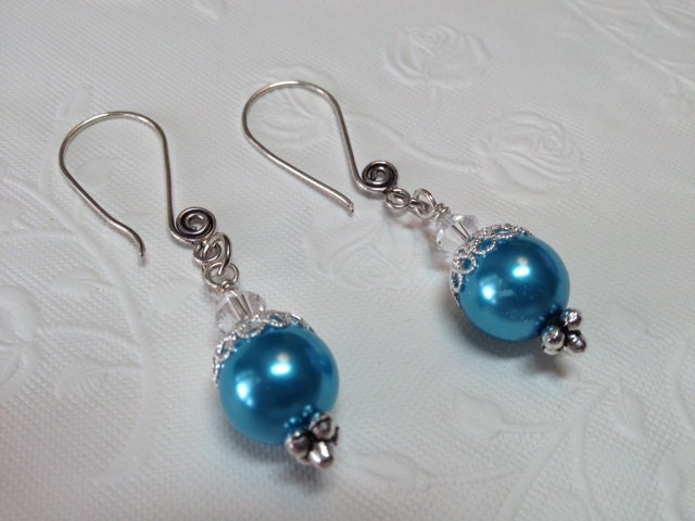 Blau Glas Perlen Ohrringe Mit Crystal Doppelkegel Draht Gewickelt, Antikem Silber Vergoldet Kopf Pin Blau Glas Perlen Ohrringe Mit Crystal Doppelkegel Draht Gewickelt, Antikem Silber Vergoldet Kopf Pin von DawnofBeads