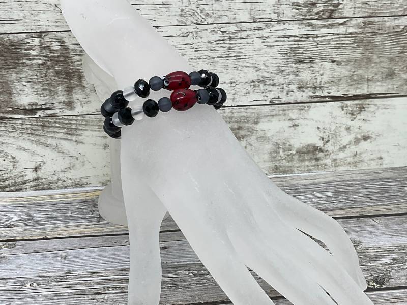 Marienkäfer Armband, Armband-Set, Mehrfarbiges Stretch-Armband, Perlenarmband, Schmuckset, Handgemacht von DawnsBeadsDesigns