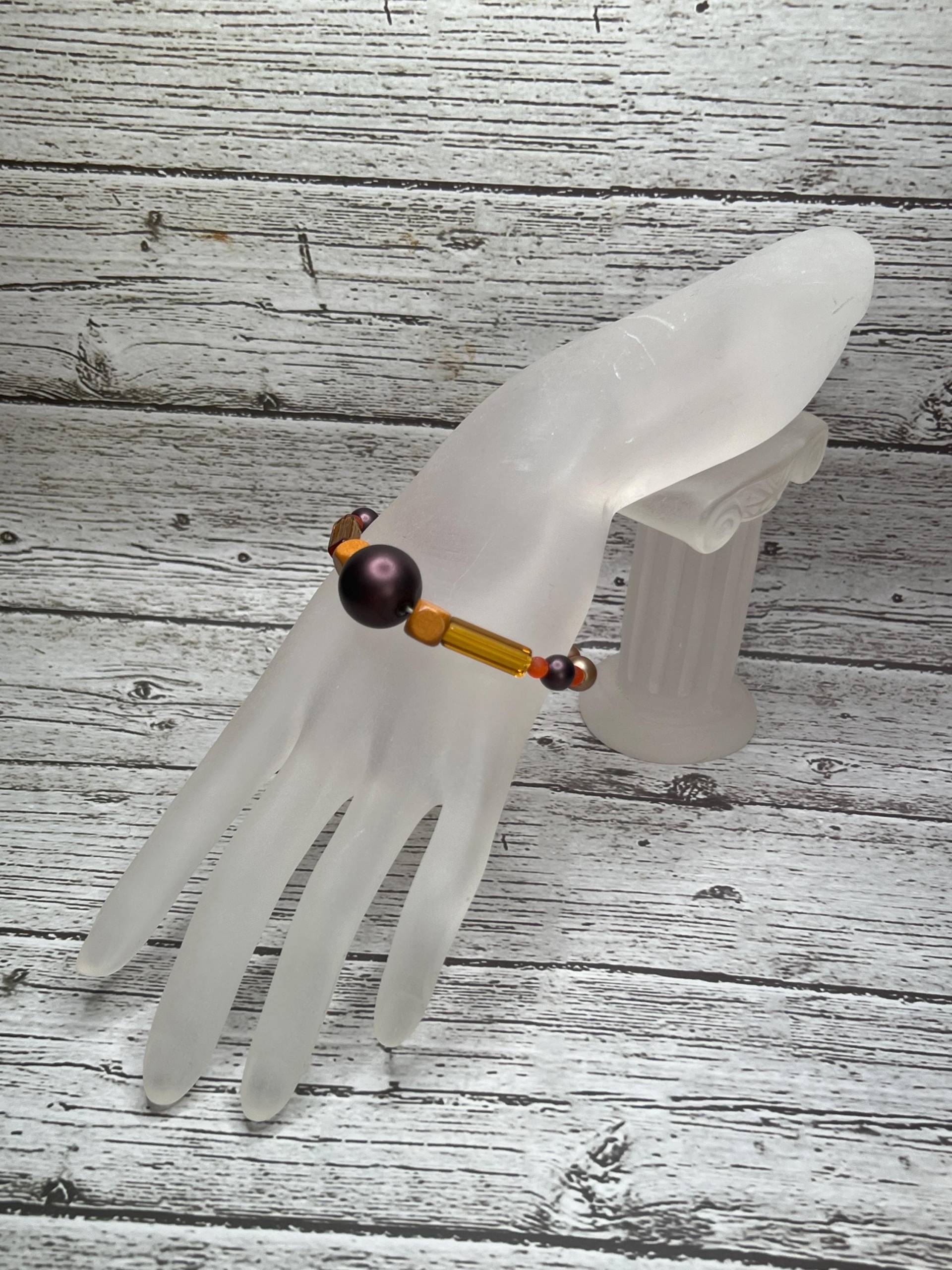 Handgefertigtes Perlenarmband Seeglas, Holz & Perle von DawnsBeadsDesigns