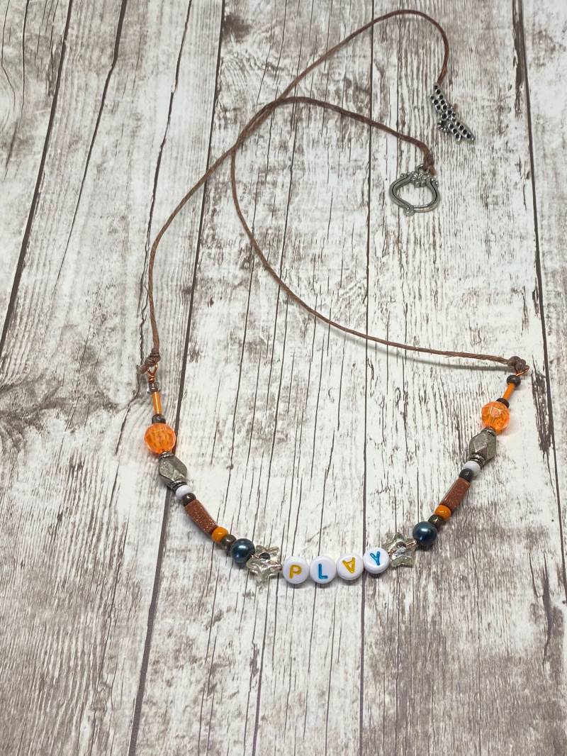 Handgemachte Perlenkette Aus Hanf Buchstabenperlen, Perlen & Kristalle von DawnsBeadsDesigns