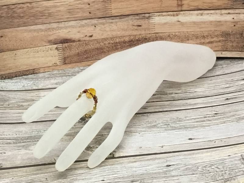 Handgemachter Gelber Citrin Glaskristall Ring Gold Wire Wrapped von DawnsBeadsDesigns