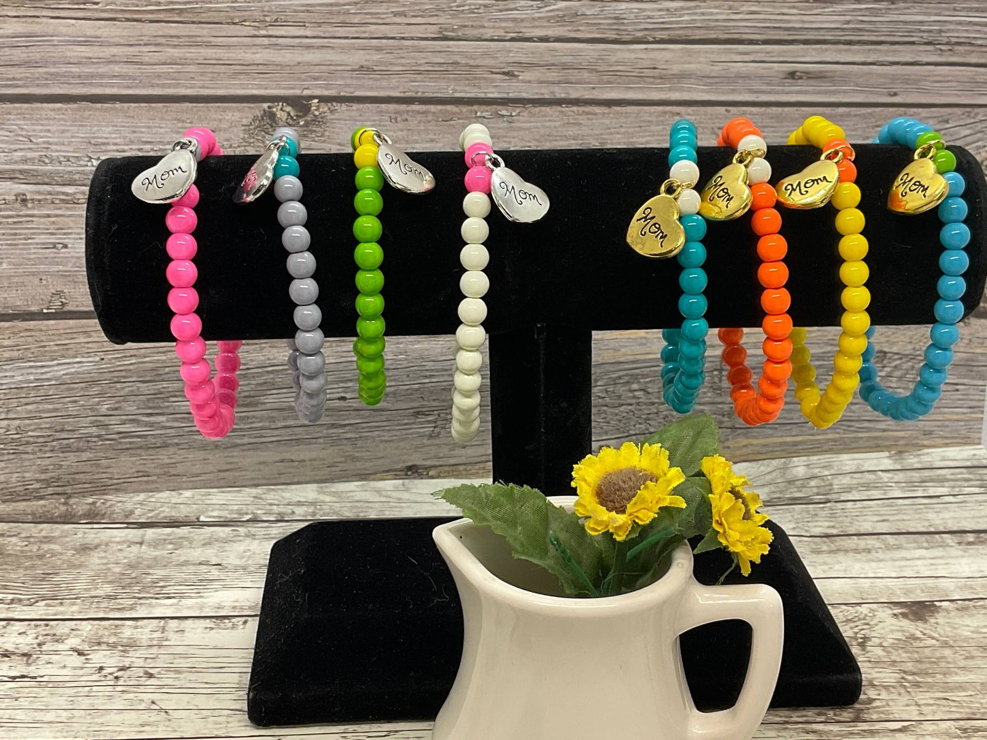 Muttertag Armband, Bettelarmband, Regenbogen Bubblegum Stretch Handgemacht Muttertag Armband, Bettelarmband, Regenbogen Bubblegum Stretch Handgemacht von DawnsBeadsDesigns