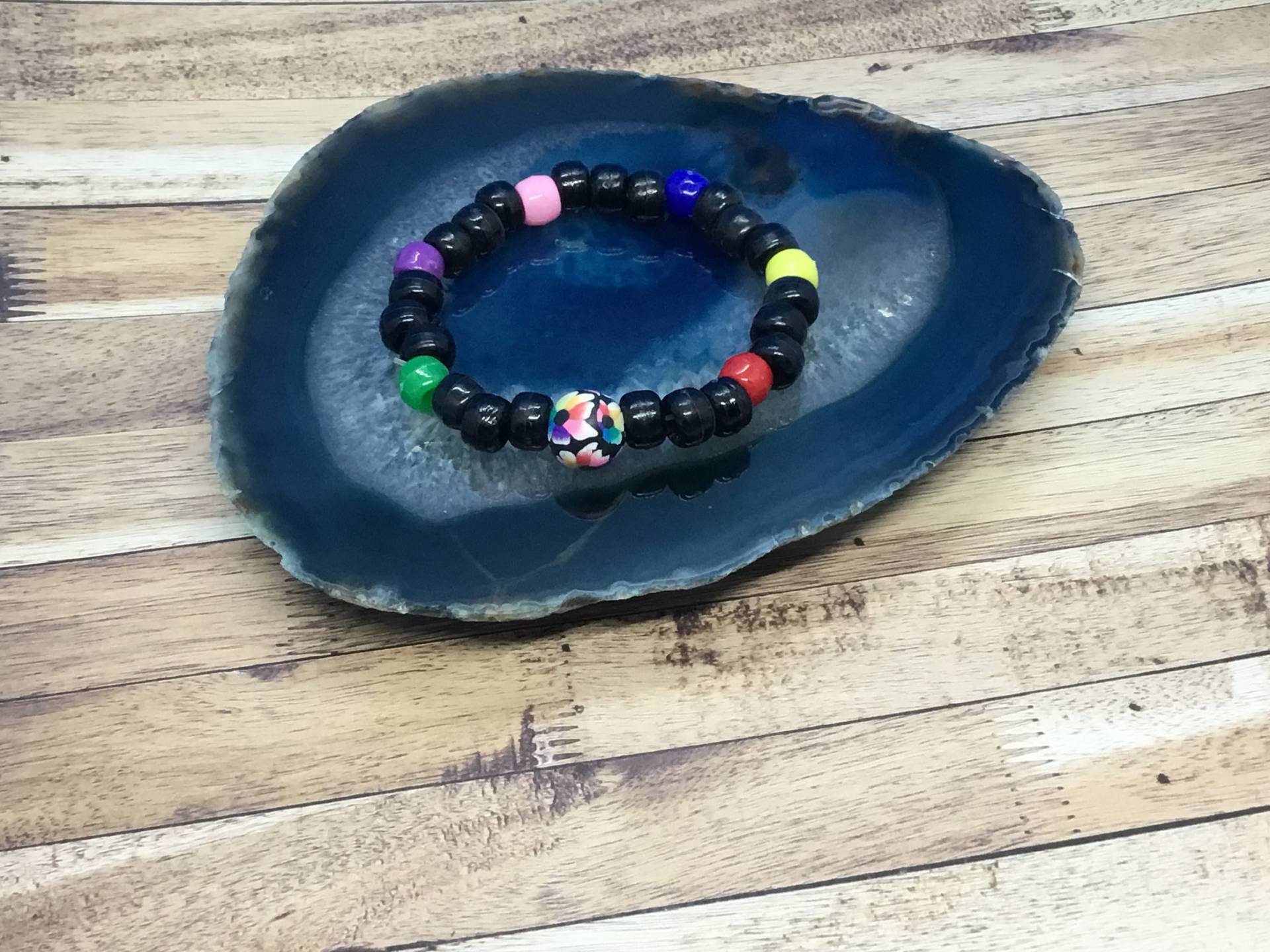 Regenbogen Blumen Perlen Stretch Armband Handgemachter Pony Schmuck von DawnsBeadsDesigns