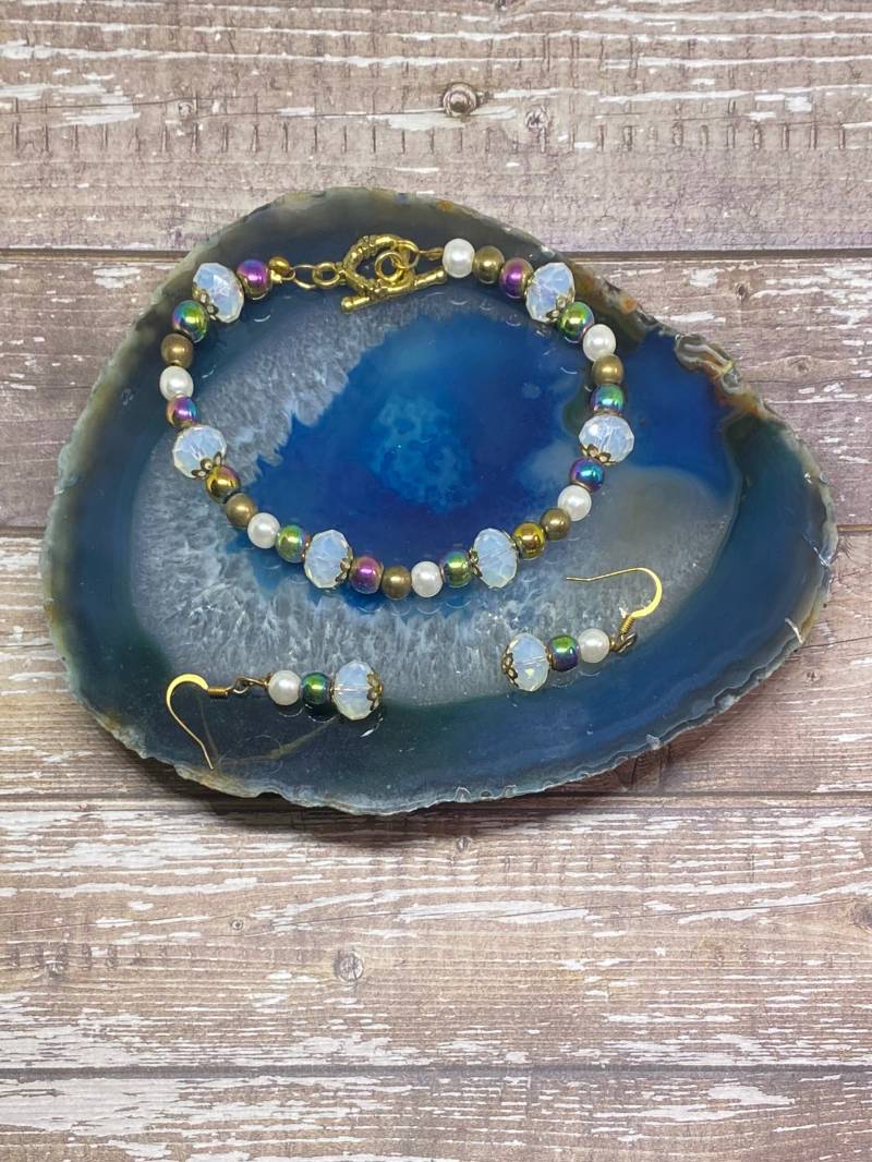 Regenbogen Hämatit & Kristall Perlen Armband Und Ohrringe Set von DawnsBeadsDesigns