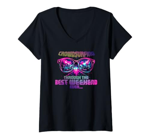 Damen CROWDSURFING Through The Best Weekend Ever T-Shirt mit V-Ausschnitt Damen CROWDSURFING Through The Best Weekend Ever T-Shirt mit V-Ausschnitt von Day Awake Weekend Music Festival Dust