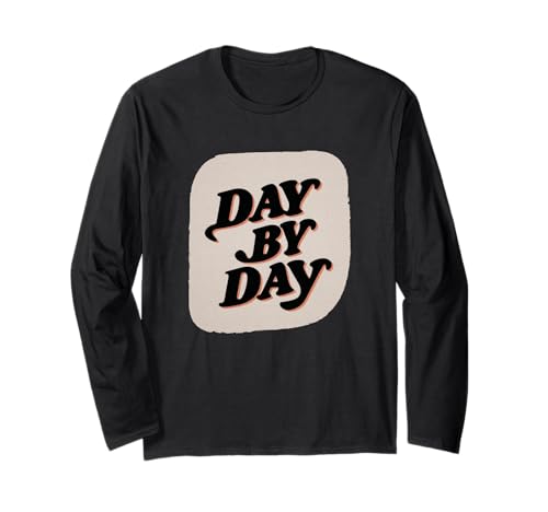 Hübsches Tag für Tag Kostüm für Jungen und Mädchen Langarmshirt Hübsches Tag für Tag Kostüm für Jungen und Mädchen Langarmshirt von Day by Day Outfit