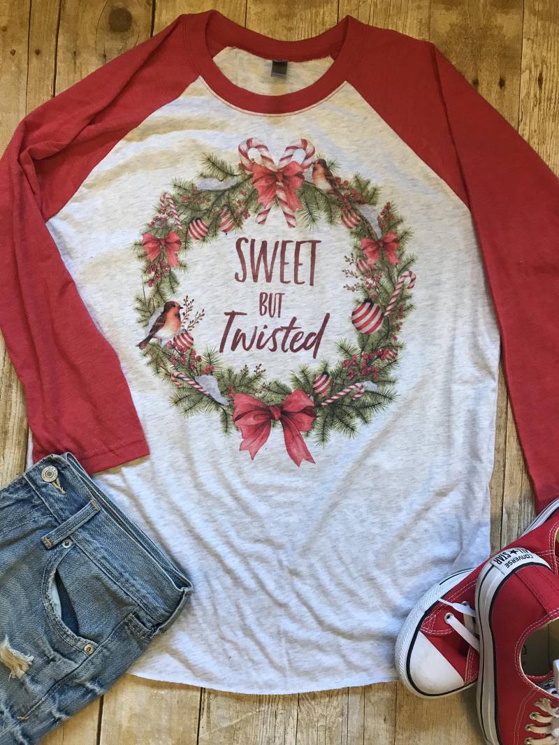 Weihnachten-Shirt Für Frau Süß Aber Verdreht Shirt Lustige Trendy Weihnachtsgeschenk Ihre Weihnachten Kranz T Candy Cane T von DaydreamDesignUS