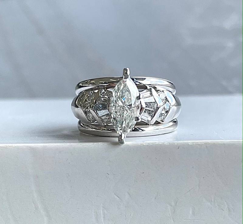 Verlobungsring Set | 14K Weißgold Und Marquise Diamant Gelötet 3 Ringe Verlobung von DazzleJewelryGoods