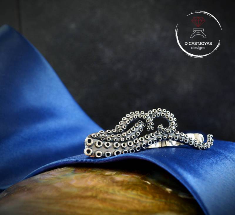 sterling Silber Oktopus Krawattenklammer Ozean Trauzeuge Geschenk sterling Silber Oktopus Krawattenklammer Ozean Trauzeuge Geschenk von Dcastjoyasdesigns